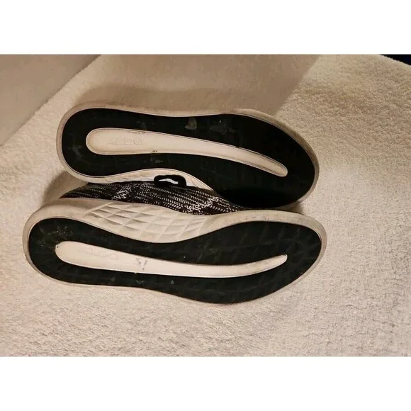 Aldo Women's Black Knit Walking Sneakers Size 7 - Picture 8 of 10